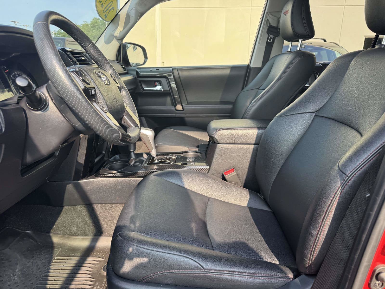 Used 2023 Toyota 4Runner TRD Off-Road Premium w/ Moonroof Package AWD/4WD image 17