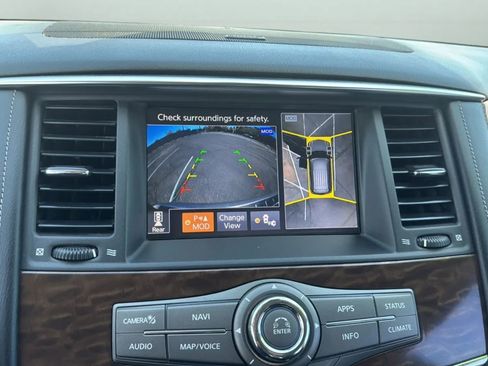 Used 2018 Nissan Armada Platinum RWD image 16