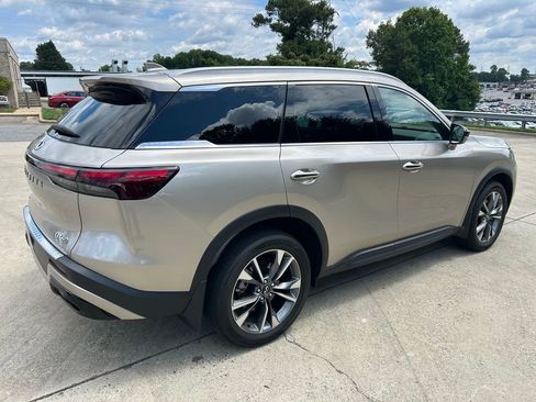 Used 2023 INFINITI QX60 Luxe w/ Cargo Package AWD/4WD image 5