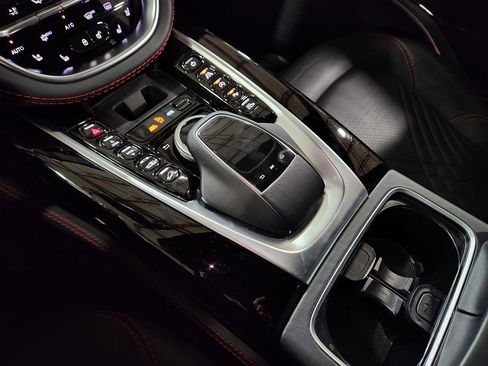 Used 2023 Aston Martin DBX image 38