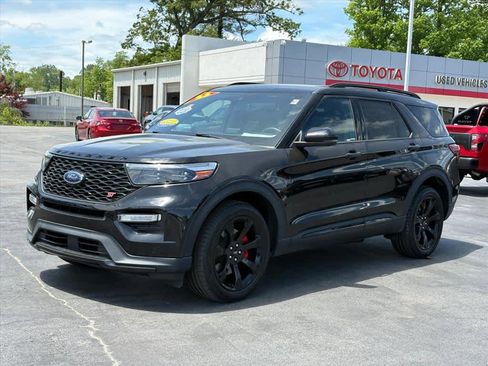 Used 2023 Ford Explorer ST w/ Equipment Group 401A AWD/4WD image 24