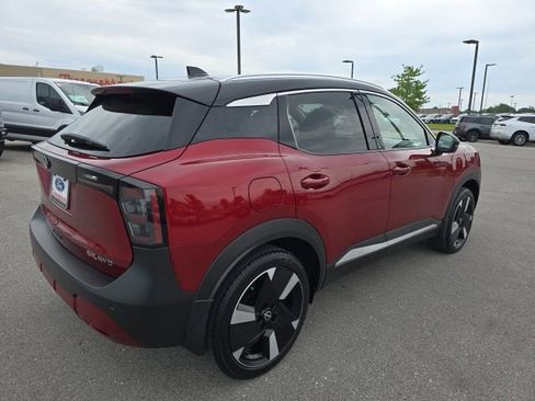 Used 2025 Nissan Kicks SR w/ SR Premium Package AWD/4WD image 5