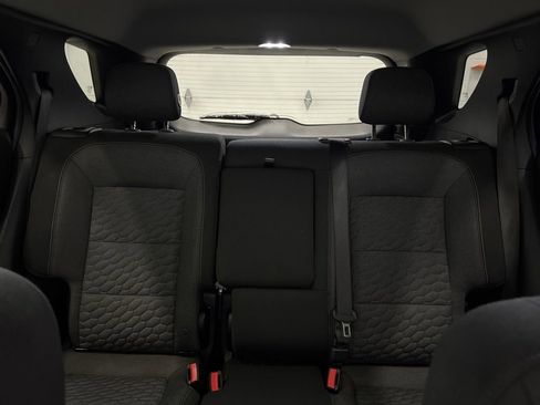 Used 2018 Chevrolet Equinox LT image 29