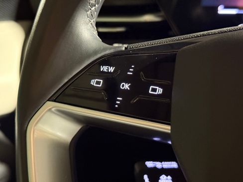 Certified 2025 Audi Q5 Premium w/ Convenience Package image 15