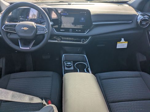 New 2026 Chevrolet Equinox LT w/ Safety and Technology Package image 15