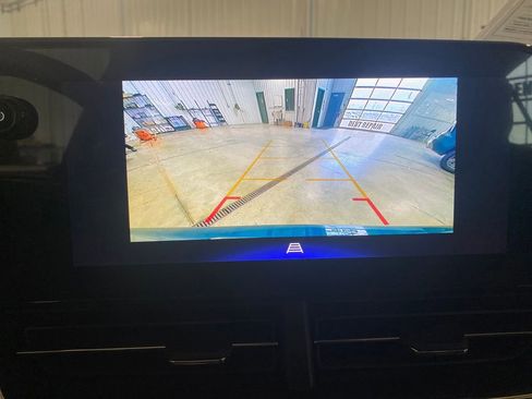 Used 2026 Chevrolet Trax LT w/ LT Convenience Package image 18