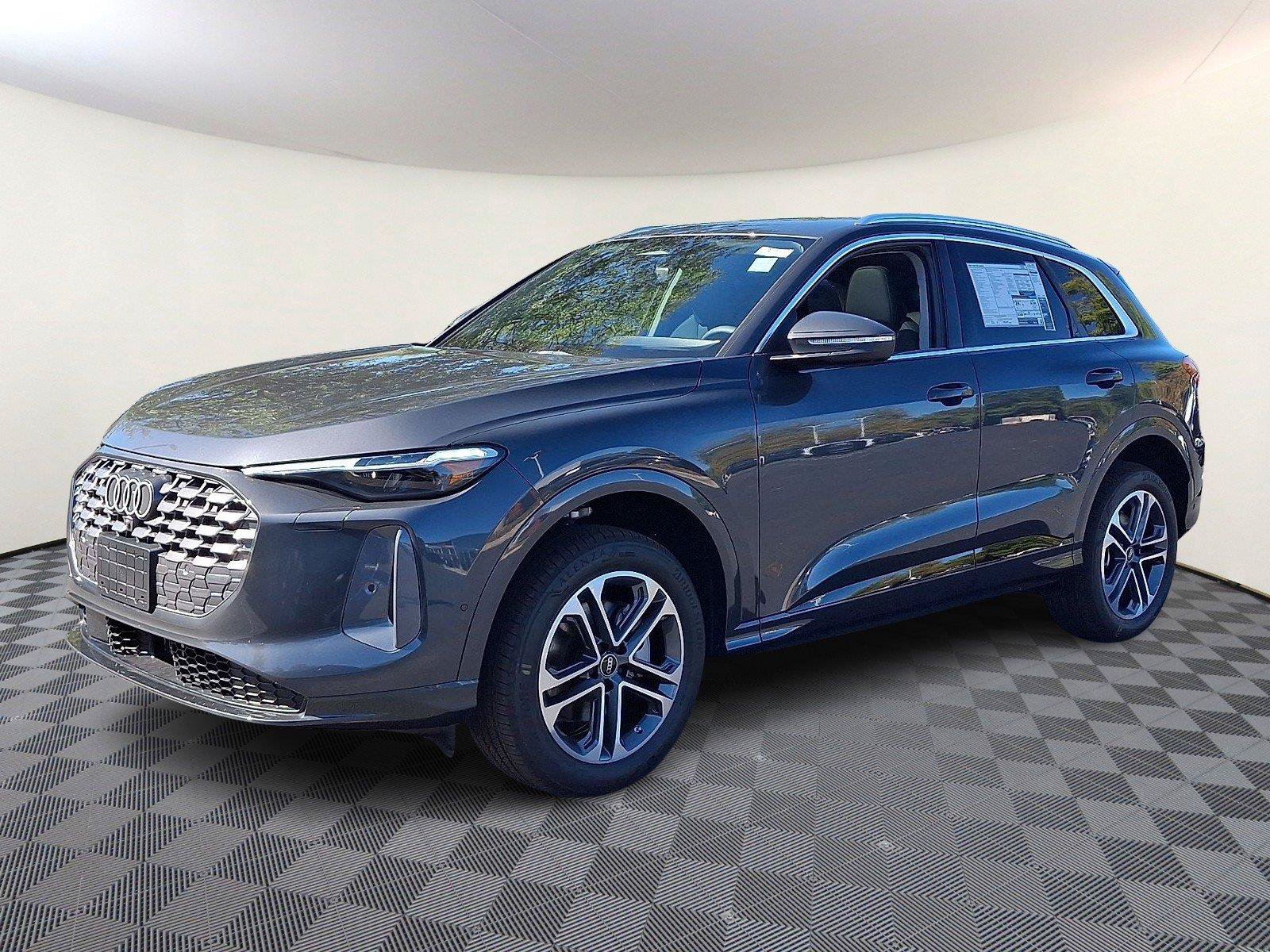 New 2026 Audi Q5 Premium Plus AWD/4WD image 3