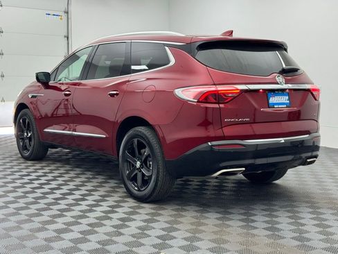 Used 2024 Buick Enclave Essence w/ Experience Buick Package FWD image 9