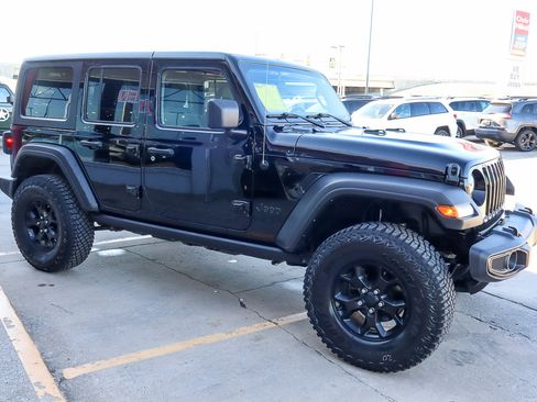 Used 2021 Jeep Wrangler Unlimited Sport image 4