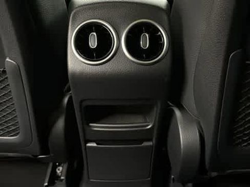 Certified 2026 Mercedes-Benz GLA 250 4MATIC image 32