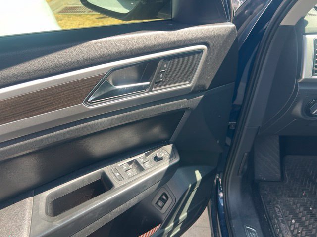 Used 2018 Volkswagen Atlas SEL FWD image 11