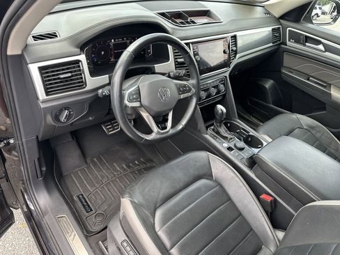 Used 2022 Volkswagen Atlas SEL Premium AWD/4WD image 10
