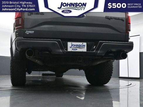 Used 2017 Ford F150 Raptor w/ Equipment Group 802A Luxury AWD/4WD image 32