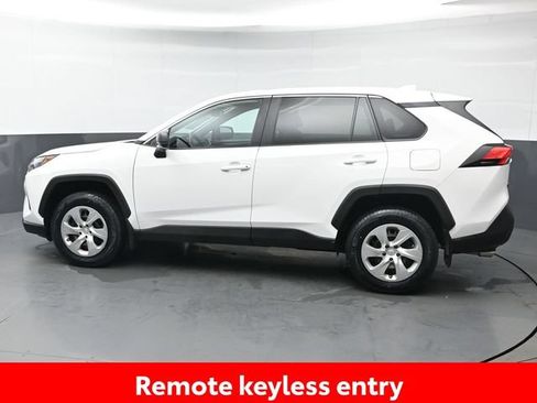 Used 2023 Toyota RAV4 LE AWD/4WD image 4