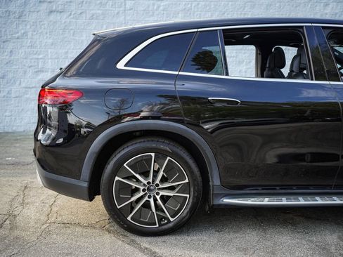 Used 2023 Mercedes-Benz EQS 450+ SUV image 16