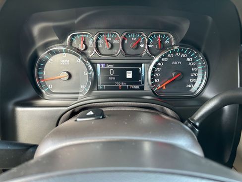 Used 2019 GMC Yukon XL SLT w/ Open Road Package image 11