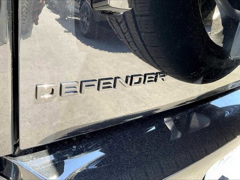 New 2025 Land Rover Defender 90 V8 image 26