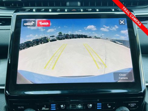 Used 2023 Jeep Grand Cherokee Limited w/ Luxury Tech Group II AWD/4WD image 17