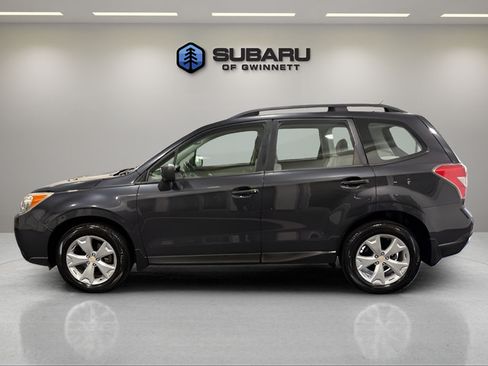 Used 2015 Subaru Forester 2.5i w/ Alloy Wheel Package AWD/4WD image 2
