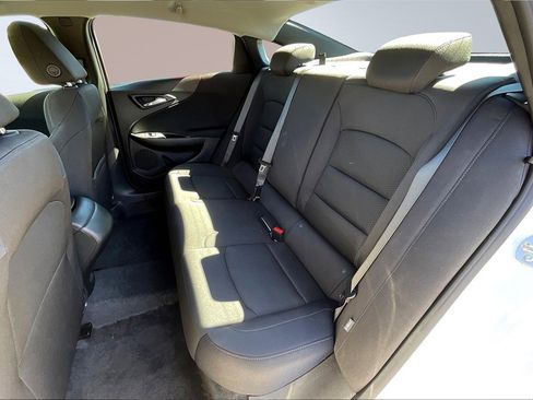 Used 2025 Chevrolet Malibu RS image 25