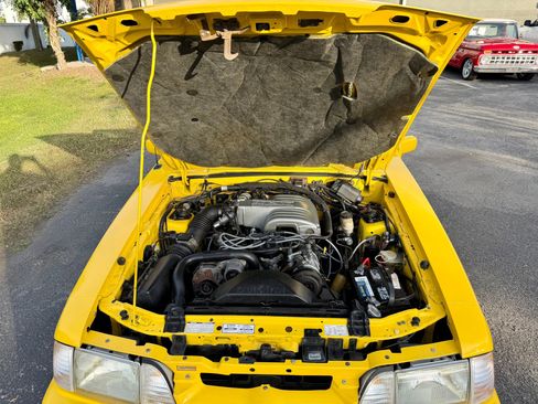 Used 1993 Ford Mustang LX image 67
