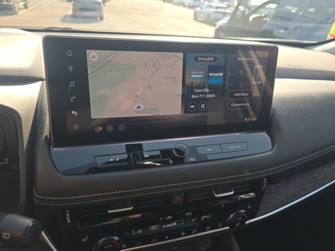 Used 2025 Nissan Rogue Platinum w/ Tech Package AWD/4WD image 6