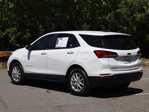 Used 2024 Chevrolet Equinox LS FWD image 7
