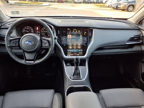Certified 2025 Subaru Outback Onyx Edition AWD/4WD image 5