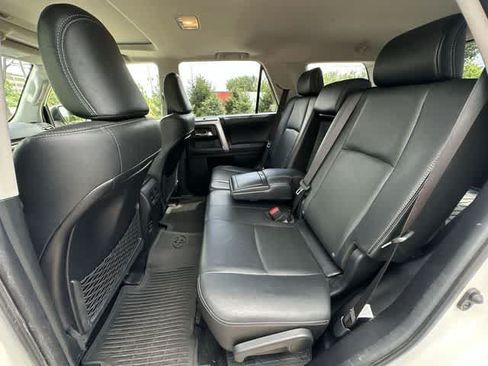 Used 2018 Toyota 4Runner Limited AWD/4WD image 20