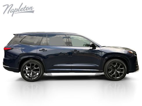 New 2026 Lexus TX 500h AWD w/ Technology Package image 7