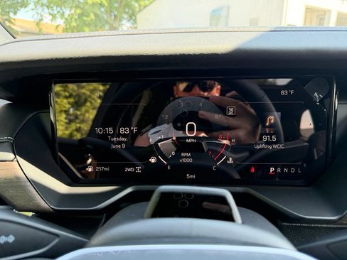 New 2026 GMC Acadia Denali Ultimate AWD/4WD image 16