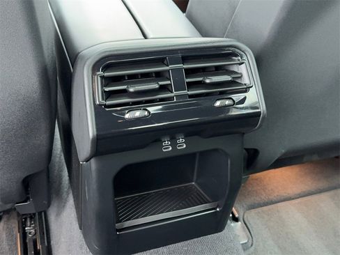 Used 2025 BMW 530i image 41