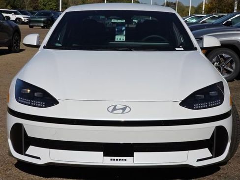 New 2025 Hyundai Ioniq 6 SEL image 20