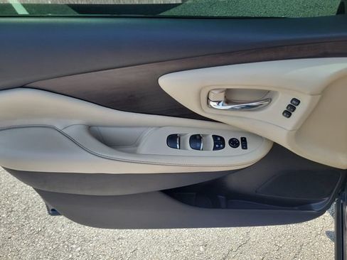Used 2020 Nissan Murano Platinum FWD image 18