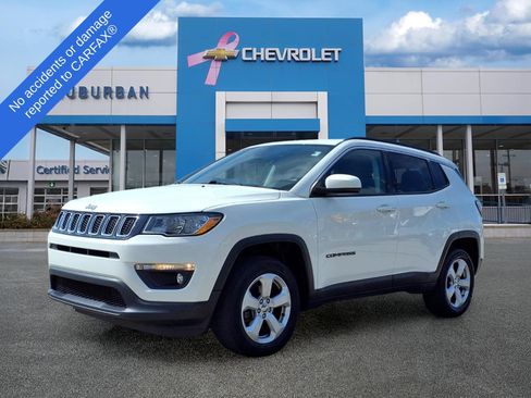 Used 2018 Jeep Compass Latitude w/ Popular Equipment Group AWD/4WD image 1