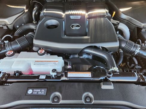 Certified 2025 Lexus GX 550 image 40