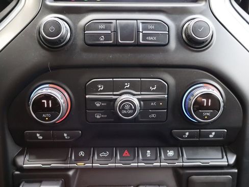 Used 2020 Chevrolet Silverado 1500 RST w/ All-Star Edition image 9