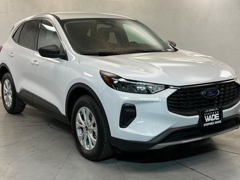 Used 2024 Ford Escape Active AWD/4WD image 7