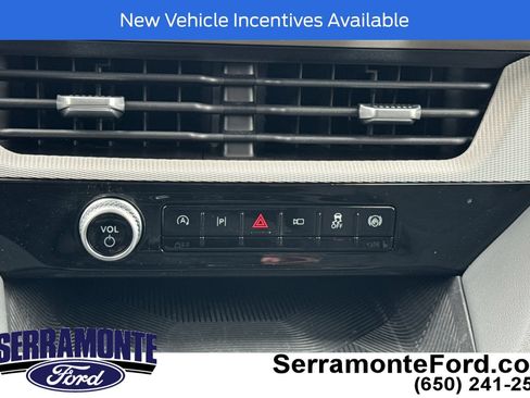 Used 2026 Ford Explorer Active RWD image 22