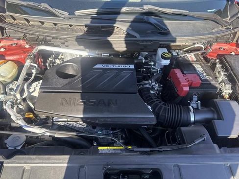 Used 2023 Nissan Rogue SV image 13