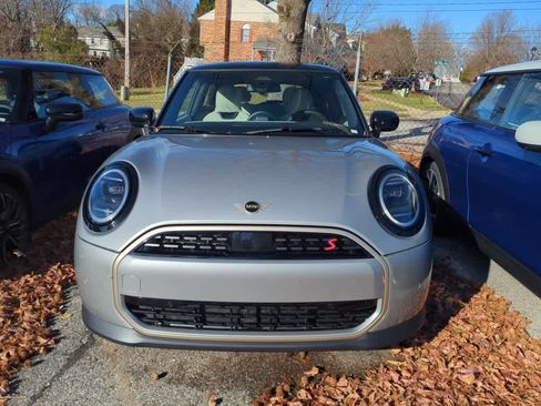 Used 2025 MINI Cooper S image 2