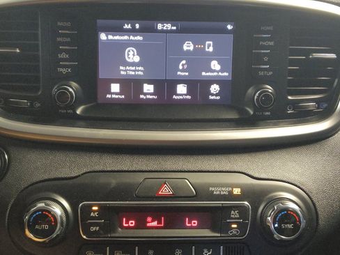 Used 2020 Kia Sorento EX AWD/4WD image 25