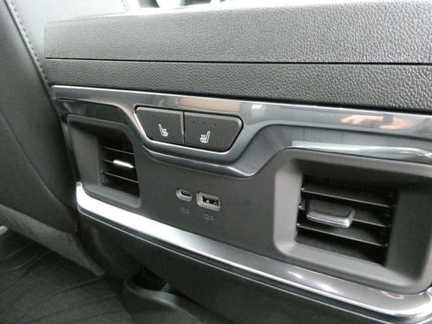 New 2026 Chevrolet Silverado 1500 High Country AWD/4WD image 17