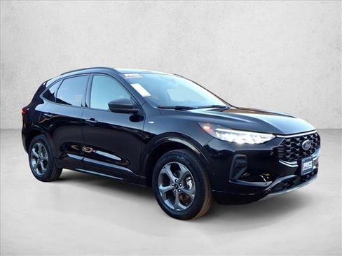 Used 2024 Ford Escape ST-Line image 6