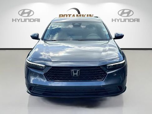 Used 2024 Honda Accord EX image 2