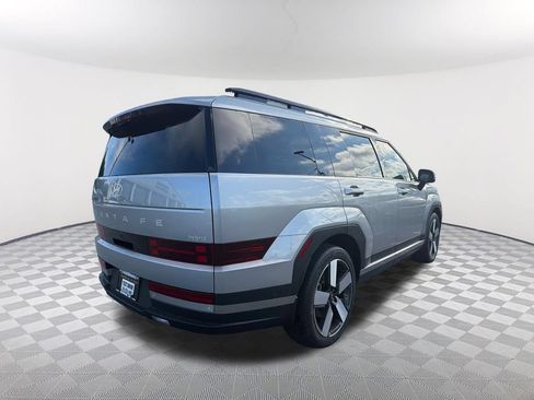 Used 2024 Hyundai Santa Fe Limited FWD image 5