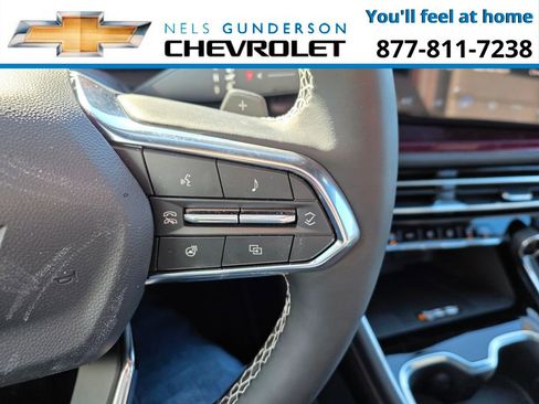 New 2026 Chevrolet Traverse Z71 w/ Enhanced Driving Package AWD/4WD image 27