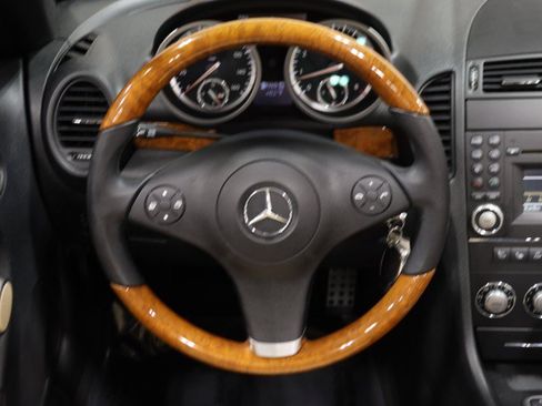 Used 2009 Mercedes-Benz SLK 300 image 45