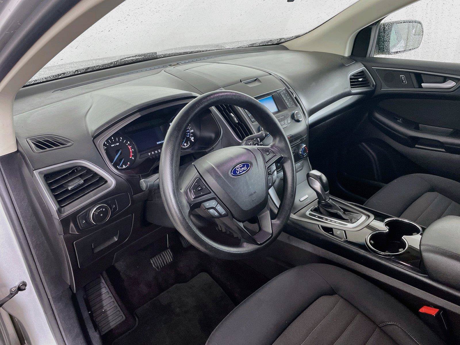 Used 2017 Ford Edge SE AWD/4WD image 21