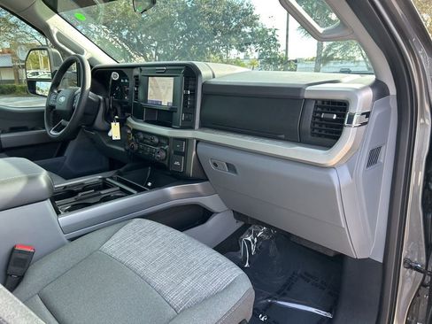 Used 2026 Ford F350 XLT image 40